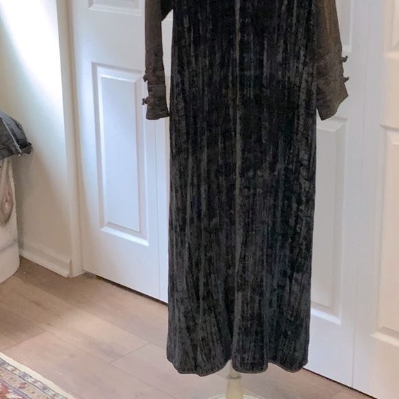 EXOTIC- M/L Black and Brown Velvet Maxi Dress w/ Matching Velvet Pants - Picture 4 of 16